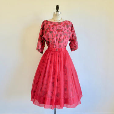 Vintage 1950's Red Floral Fit and Flare Dress Full Overlay Skirt Evening Cocktail Party Rockabilly Swing 33&amp;quot; Waist Large 