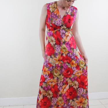 Vintage 70's floral maxi dress, sleeveless, evening gown, magenta, violet, empire waist, lightweight - Medium 