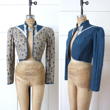 vintage 1970s quilted calico jacket • reversible blue Gunne Sax pattern tiny floral & lace trim puff sleeve jacket 