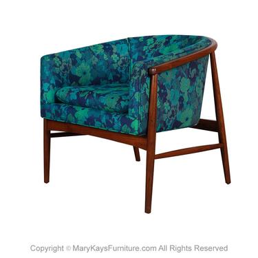 Milo Baughman Barrel Back Walnut Lounge Chair Mid Century Modern 