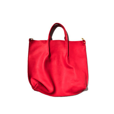 COURIER V TOTE - CHERRY