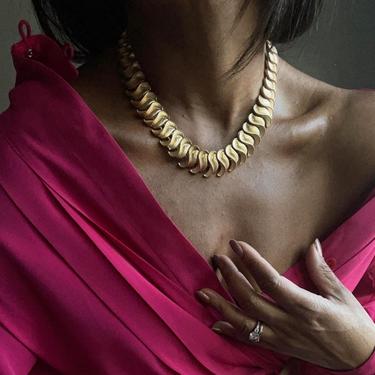 vintage bold ornate brushed gold tone 90s statement necklace 