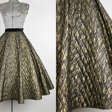 1950's Gold and Black Quilted Circle Skirt / Size XSmall 