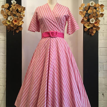 1950s striped dress, vintage 50s dress, 1950s wrap dress, Full skirt dress, flutter sleeve dress, size small, fit and flare dress 