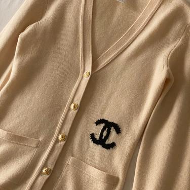 Vintage CHANEL CC Logo CASHMERE Monogram Button Beige Black Knit Cardigan Sweater T Shirt Blouse Top - Fr 36 