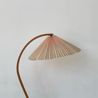 1970s Danish Bent Teak Pleated Caprani Floor Lamp