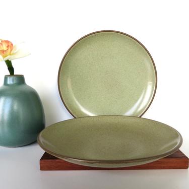 2 Vintage Heath Ceramics 6 1/4" Plates In Sage Green , Early Edith Heath Ceramics Bread And Butter Side Plates 