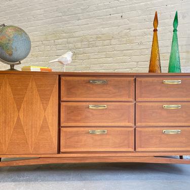 Mid Century MODERN Mahogany CREDENZA / DRESSER by Red Lion Furniture, c. 1950's 