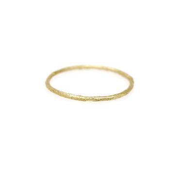 Thin Textured Rail Ring - Solid 18K