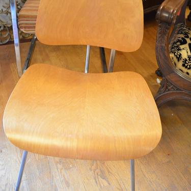 Herman Miller Eames Chair