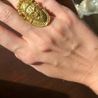 Vintage tribal ring / costume jewelry ring / gold costume jewelry / tribal costume jewelry / vintage gold costume jewelry / vintage ring 