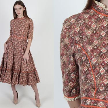 Vintage 70s Autumnal Prairie Dress / Pumpkin Checker Print Rustic Dress / Womens Folk Barn Wedding Midi Maxi Dress 