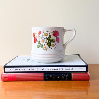 Vintage Sheffield Strawberry Mug / Strawberries and Cream Collection / 70s Japanese Stoneware Ceramic Coffee Cup / Cute Cottage Style 