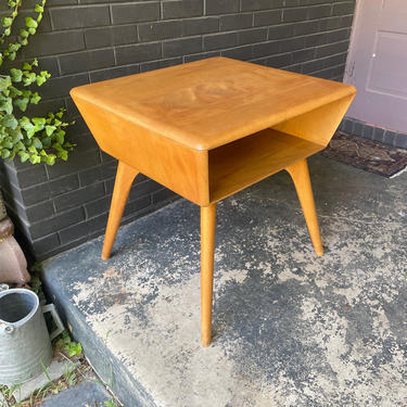 1950s Heywood Wakefield Side/End Table for Sofa or Sectional Vintage Md-Century Modern 