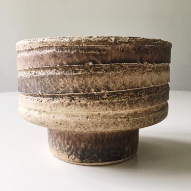 Footed Sculptural  pottery vase Vintage Handmade midcentury Studio planter architectural ikebana prop styling 