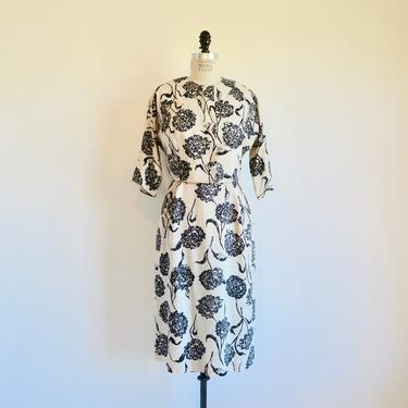Vintage 1960's Black and white Floral Print Silk Rayon /Sheath Day Dress with Matching Jacket Set Rockabilly Spring Summer 32" Waist Medium 