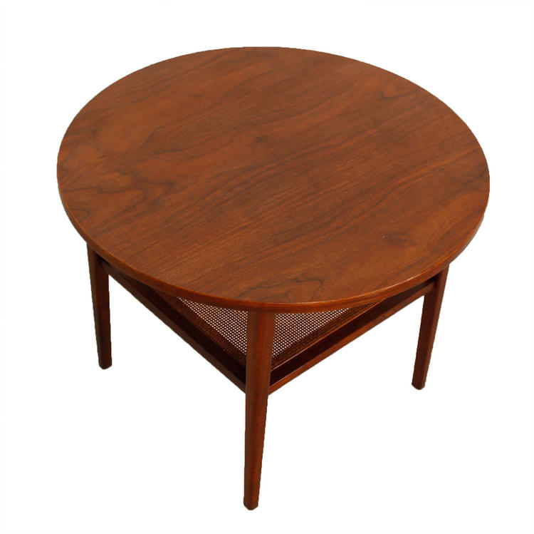 Elegant MCM Walnut Occasional / Side Table w/ Rattan Shelf