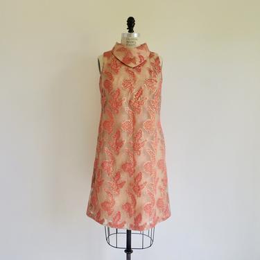 Vintage 1960's Mod Coral Pink Gold Brocade Mini Cocktail Shift Dress A Line Sleeveless Style Cowl Neckline Evening Party Miss Cates Medium 