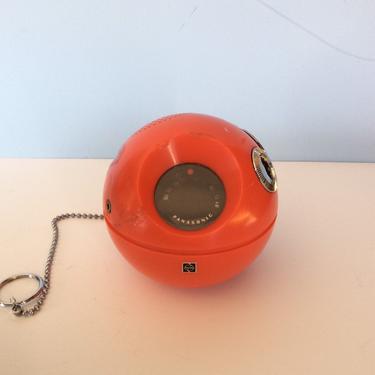 Panasonic Panapet R70 Red Retro Round Ball Radio -- 70s Atomin Mod! 