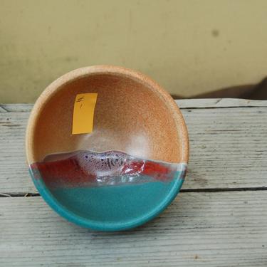 Walt Glass (1943-2016) Studio Pottery Large 4 cup Soup, Cereal, Sm. Mixing Bowl ~Texas Sunset w 3 Color, Drip Glaze, Teal, Magenta &amp; Sand #1 