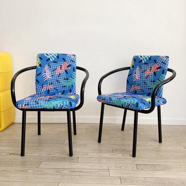 Pair of Vintage Ettore Sottsass for Knoll Mandarin Chair in Matisse Print