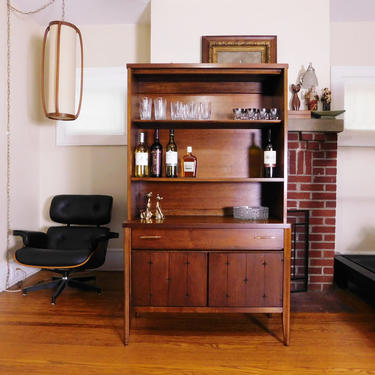 Mid Century Modern Broyhill Premier Saga Walnut China / Bar / Bookcase / Cabinet (PureVintageNYC) 