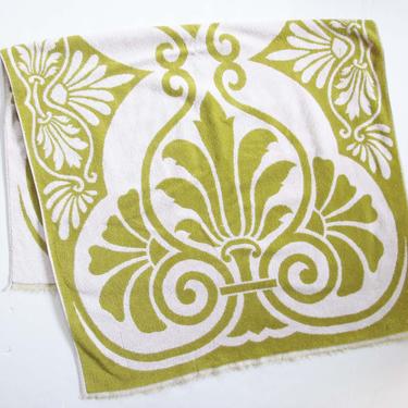 Vintage 60s Lime GreenWhite Floral Towel - 1960s Green Beach Towel - Retro 60s Bathroom Bath Towel - Damask Floral 