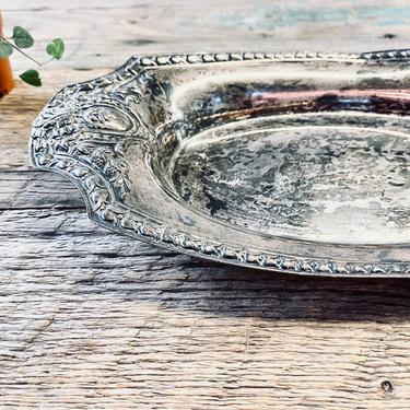 Scalloped Edge Oval Silver Tray | Oval Silver Platter | Tarnished Silver | Catchall | Shabby Chic | Silver Plate | Antique | Serving Dish 
