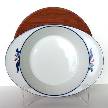 Vintage Dansk Bistro Maribo Ceramic Open Casserole Dish, Danish Modern Round Blue And White Bakeware, Dansk Bistro Red Berry 