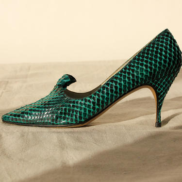 Vintage 40s 50s Emerald Green Snakeskin Pointy Toe Stiletto Heels | 100% Genuine Snakeskin | Made in Istanbul | 1940s 1950s Designer Pumps 
