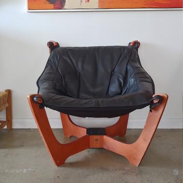 Vintage Modern Luna Sling Chair by the Hjellegjerde Group of Norway 