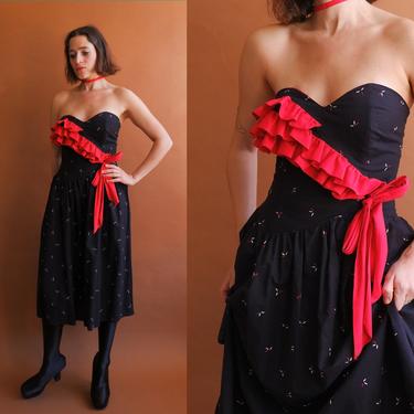 Vintage 80s Strapless Cotton Ruffle Dress/ 1980s Red Black White Sweetheart Full Skirt Dress/ Size Small 