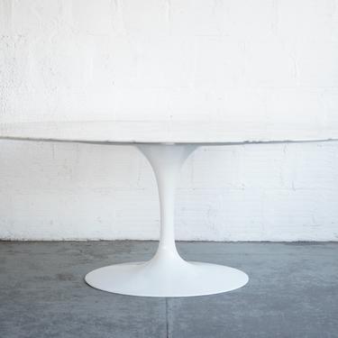 Eero Saarinen for Knoll Oval Marble Tulip Dining Table
