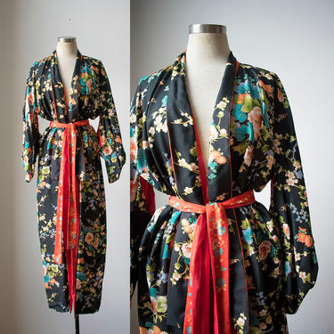Vintage Kimono / 1960s Kimono / Black Kimono / Black and Red Kimono / Silk Japanese Kimono / Kimono Robe / Cherry Blossom Silk Kimono 