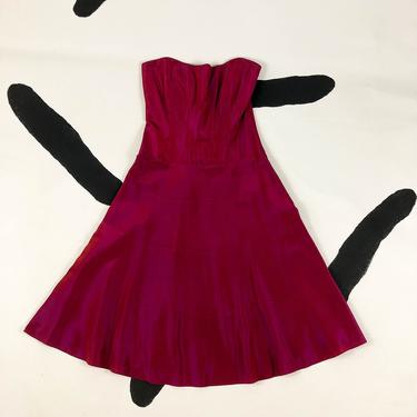 90s / y2k Nicole Miller Iridescent Red / Magenta Strapless Dress / Full Skirt / Formal / Corset Back / Bustier / Fit and Flare / Size 4 / 