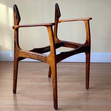 ONE Erik Buch Model #50 dining chair in solid rosewood  (Erik Buck) Dining Armchair by OD Mobler, desk chair 