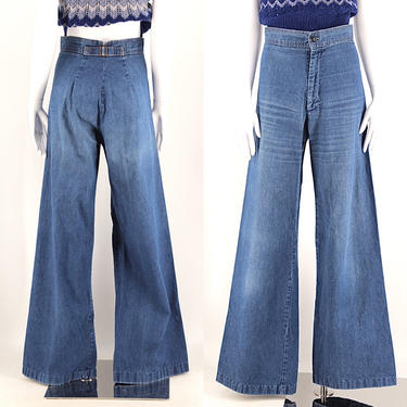 70s denim buckle back hi waist bells / vintage 1970s lightweight wide leg bell bottoms pants sz 28 