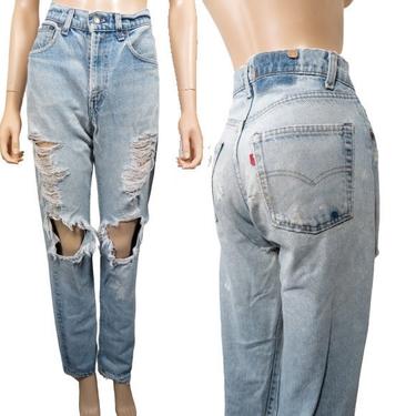 Vintage Distressed Levis All Cotton High Waisted Boyfriend Jeans Size 29 x 32 