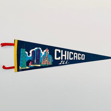 Vintage Chicago Illinois Souvenir Pennant by Hanco 
