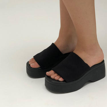 Vintage  Black Platform Sandals