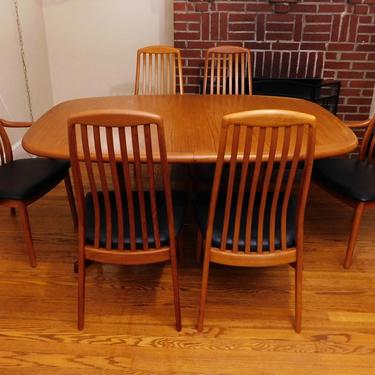 Danish Modern Dyrlund Teak 104.5&amp;quot; Long Dining Table &amp; 6 Chairs (PureVintageNYC) 