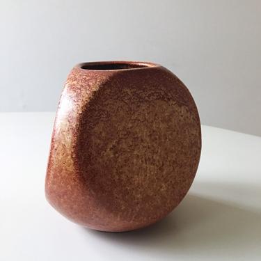 Post Modern Sculptural Three Sided Vase Pottery Matte Glaze Italian design 