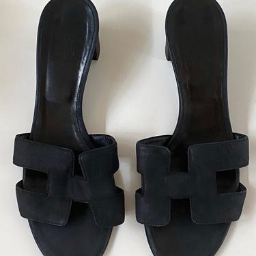 Vintage HERMES Paris ORAN Black Suede Leather H Logo Wood Heel Sandals Mules Heels Slides eu 40 us 9.5 - 10 