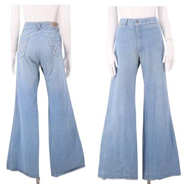 70s high waisted light denim bell bottoms jeans 34  / vintage 1970s FRENCH STAR stitched pocket bells flares pants unisex 34 x 36 