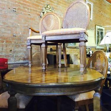 Just In Table with 5 Chairs $300 and we offer delivery  #table #chairs #shawdc #shawmainstreets #ustreet #seeninshaw #neptunecity #asburynjvintage