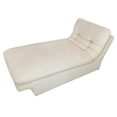 Modernist Chaise Lounge by Preview