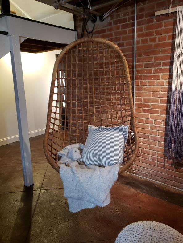 Vintage Hanging Egg Chair