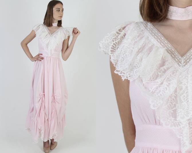 Vintage Pink Swiss Dot Dress / 1970s Bridal Polka Dot Prom Gown / Fairytale Princess White Lace Maxi / Colonial Era Plantation Dress 