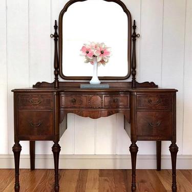 Breathtaking Five Drawer Vanity with Swing Mirror
