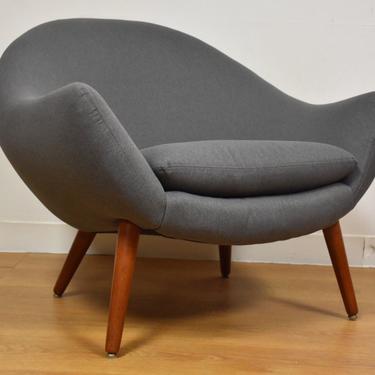 Grey Teak Lounge Chair 